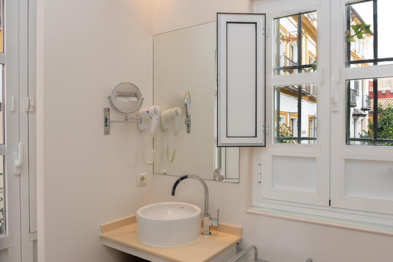 Hotel Boutique Elvira Plaza Sevilla Bagian luar foto
