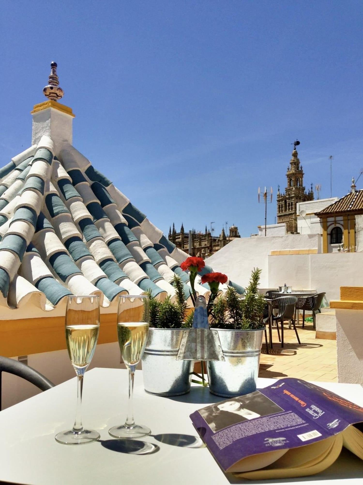 Hotel Boutique Elvira Plaza Sevilla Bagian luar foto