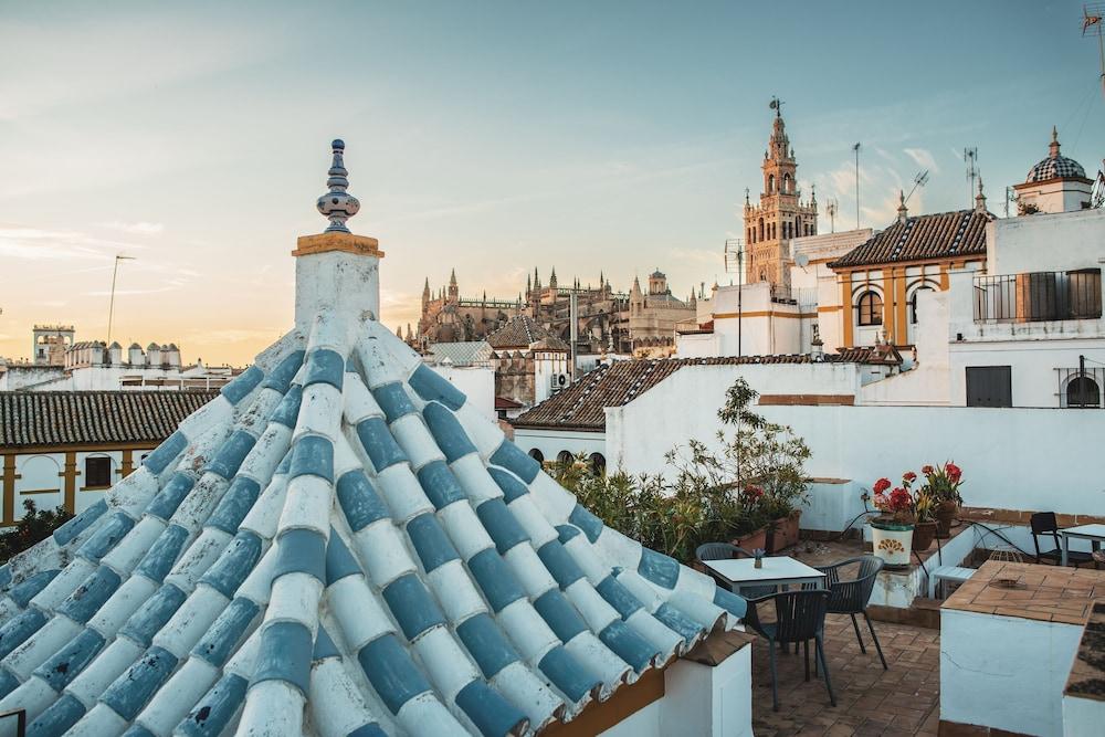 Hotel Boutique Elvira Plaza Sevilla Bagian luar foto